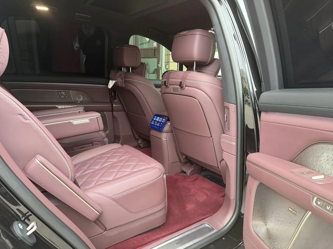 NIO 2026 ES8 6-seat Xuankin Special Edition Automatic Gear 6