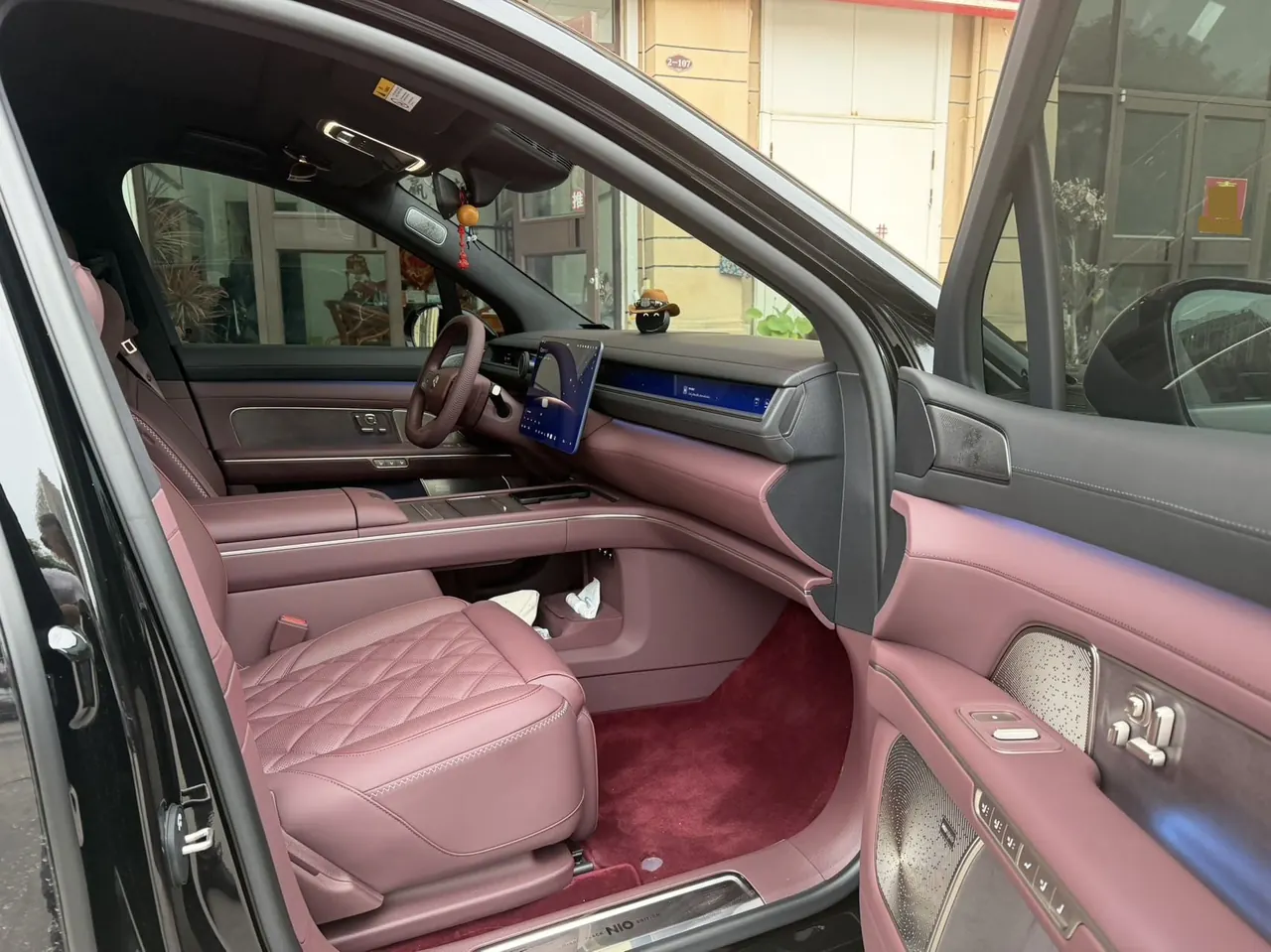 NIO 2026 ES8 6-seat Xuankin Special Edition Automatic Gear 7