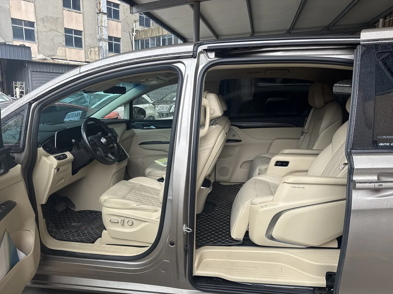 Buick 2023 GL8 ES Lu Zun 48V 2.0T 653T Luxury Automatic Gear 3