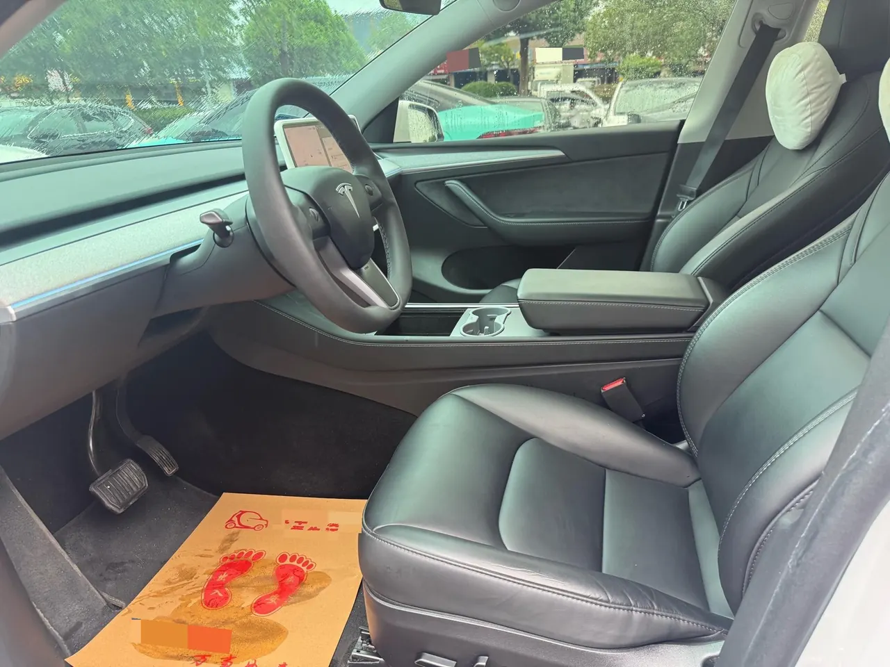 Tesla 2024 Model Y rear-wheel drive version automatic transmission 3