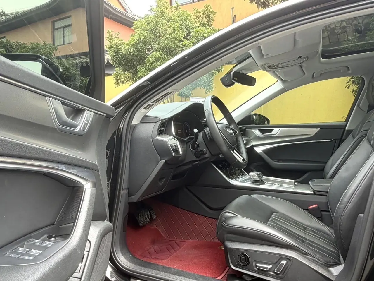 Audi 2024 A6L 2.0TFSI 40TFSI Deluxe Elegant Automatic 3