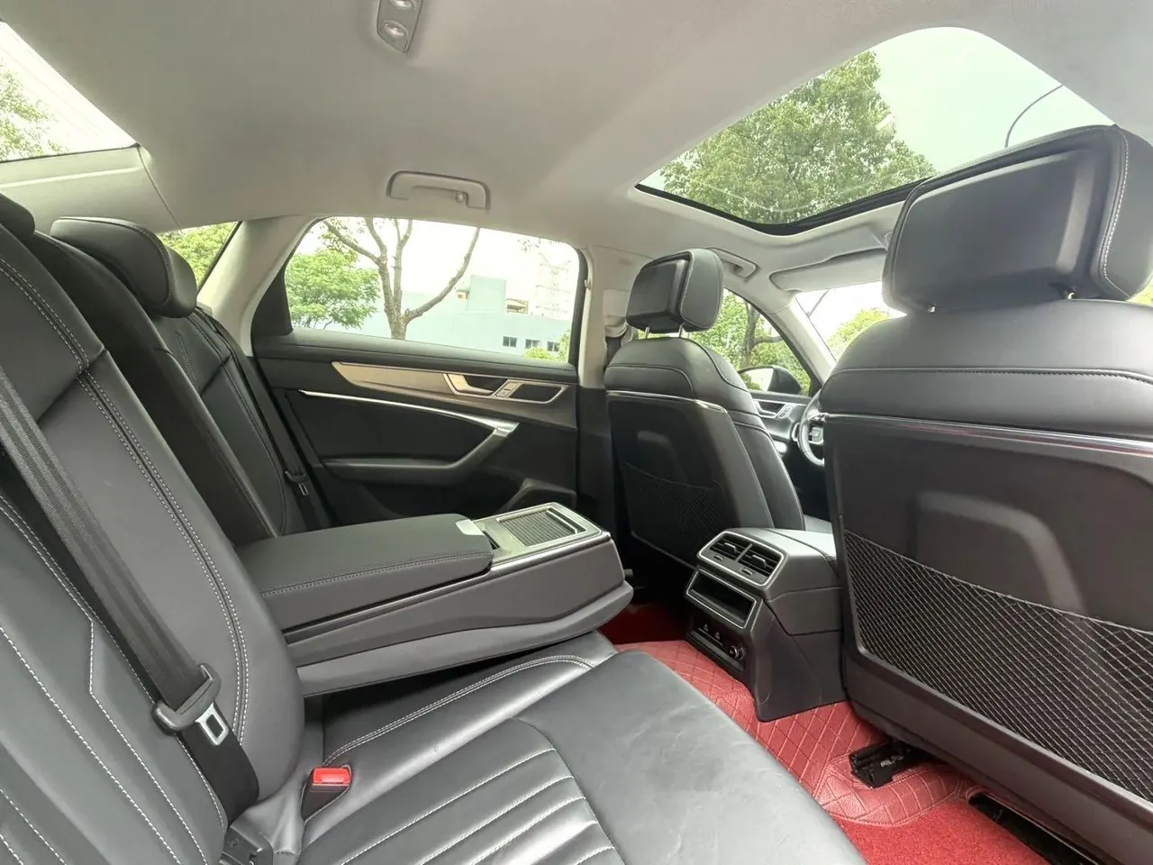 Audi 2024 A6L 2.0TFSI 40TFSI Deluxe Elegant Automatic 5