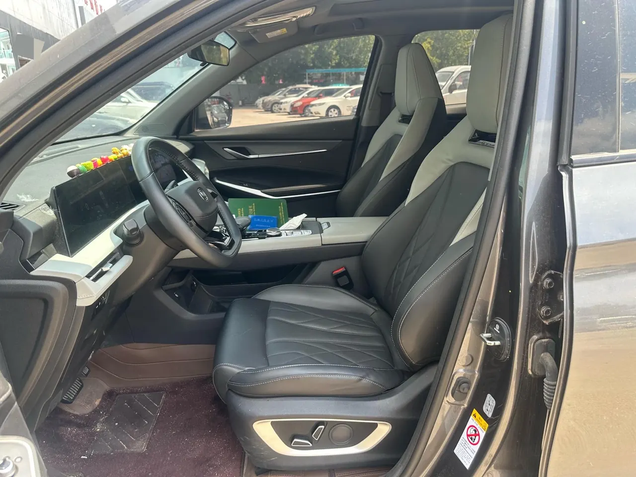 ChangAn 2024 CS75 PLUS 1.5T Champion Edition Smart Driving and Strong Navigation Automatic Gear 5