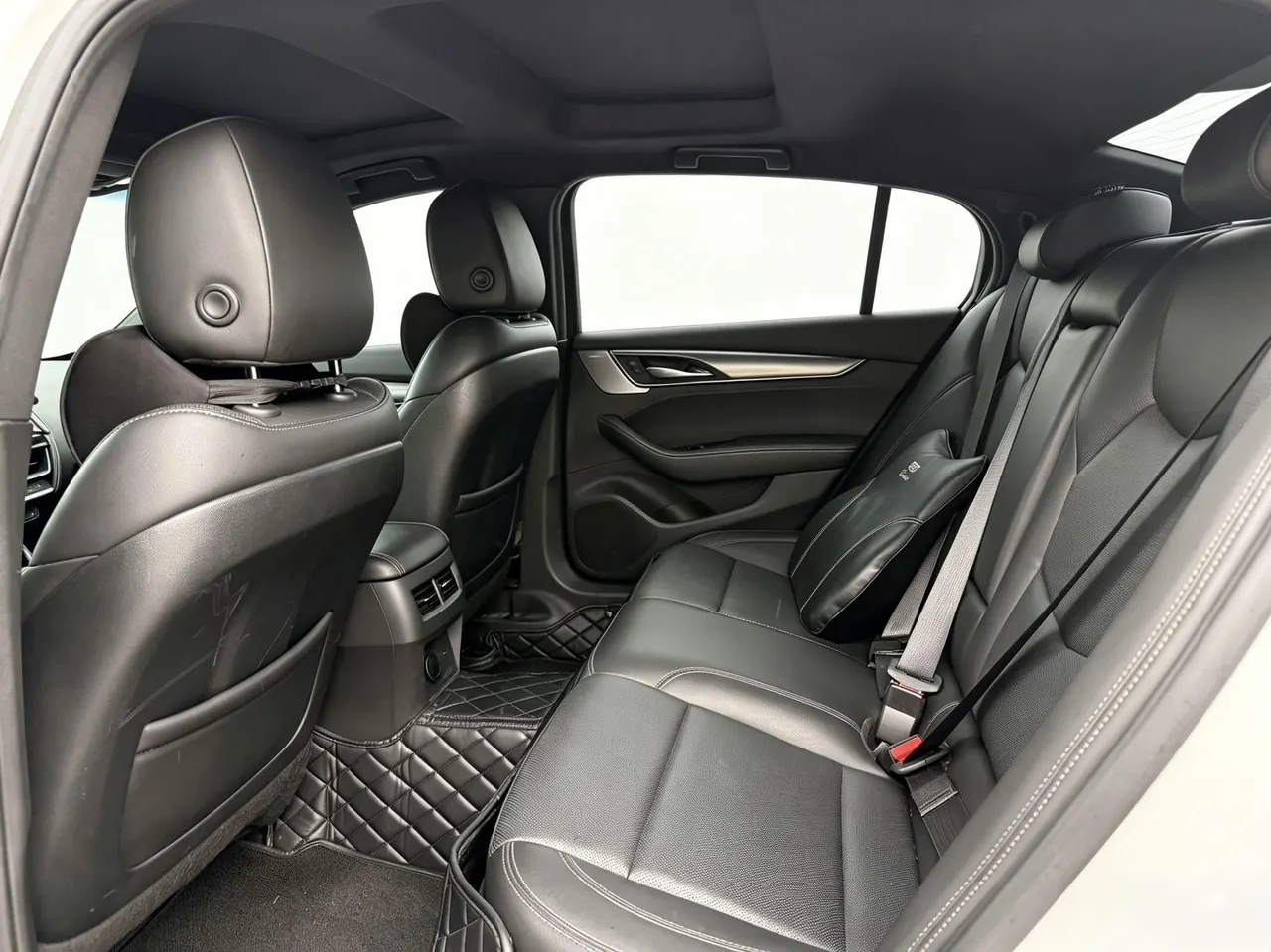 Cadillac 2024 CT5 2.0T 28T luxury automatic gear 5