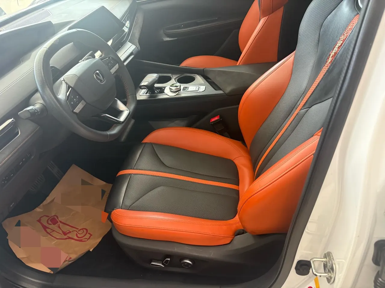 ChangAn 2024 UNI-V 1.5T Distinguished Sports Automatic 4
