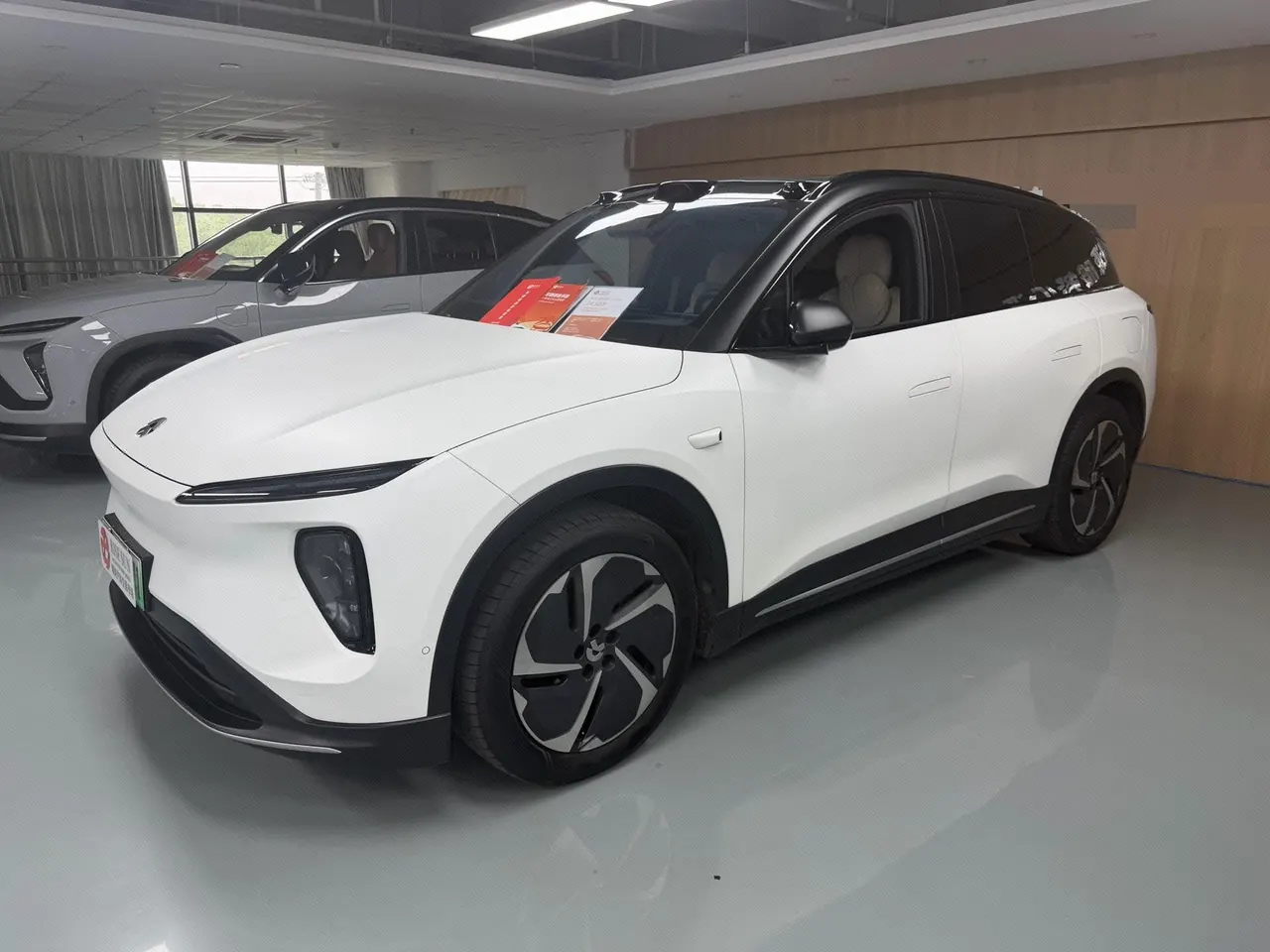Open image lightbox: NIO 2024 ES6 75kWh automatic gear