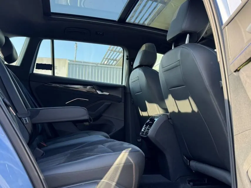 Volkswagen 2024 Tiguan L PRO 2.0TSI 380TSI Four-wheel Drive R-Line Smart Edition Automatic Gear 5