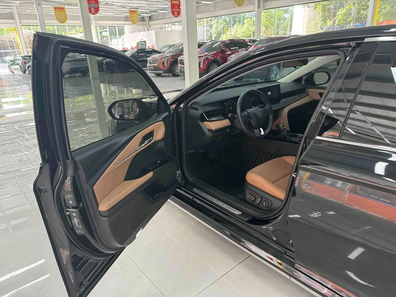 Toyota 2024 Camry 2.0GVP Stepless Deluxe Edition Automatic Transmission 10