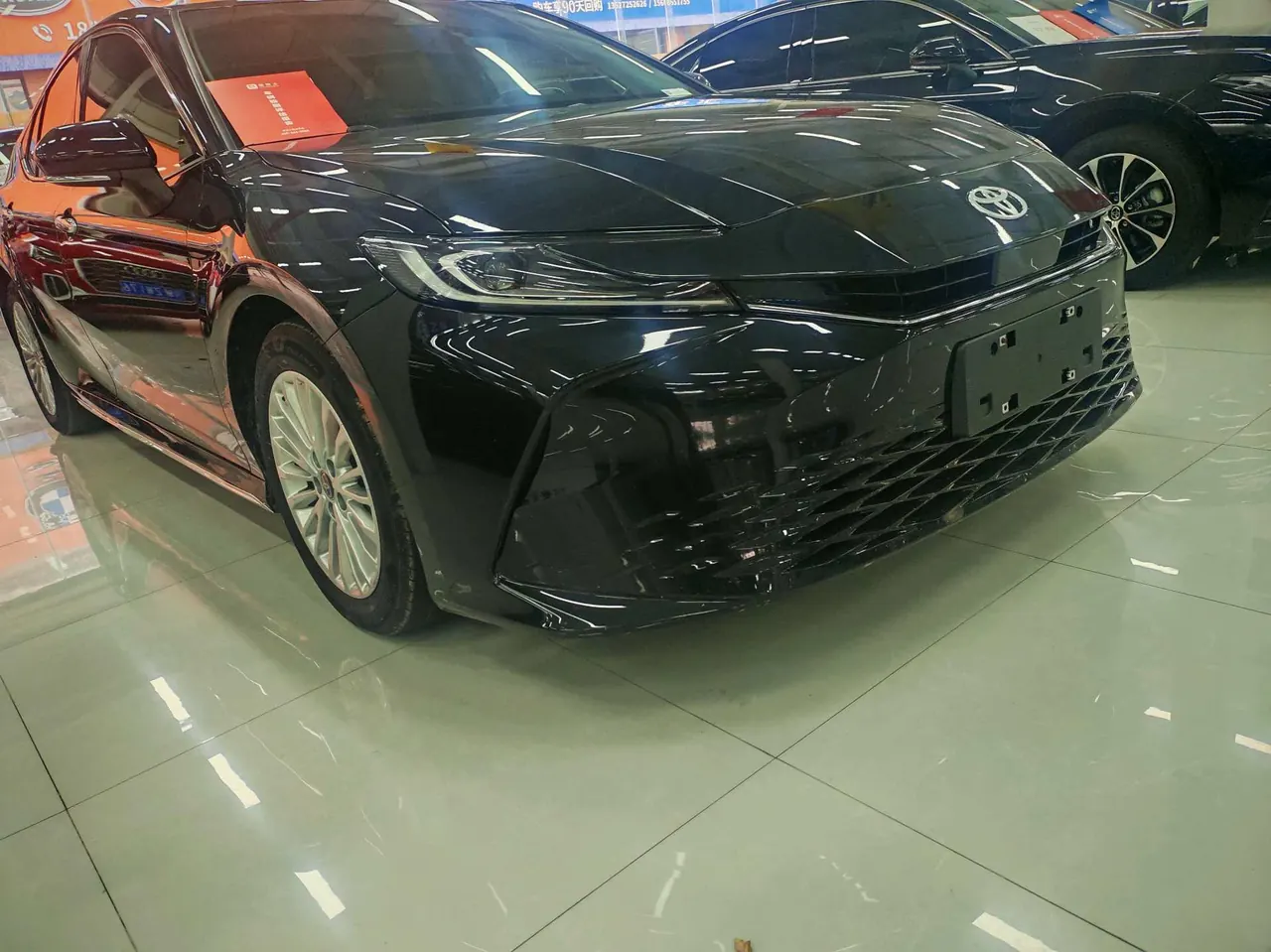 Toyota 2024 Camry 2.0GVP Stepless Deluxe Edition Automatic Transmission 2