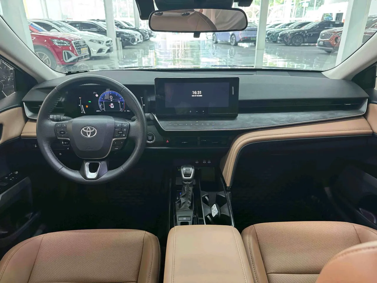 Toyota 2024 Camry 2.0GVP Stepless Deluxe Edition Automatic Transmission 8
