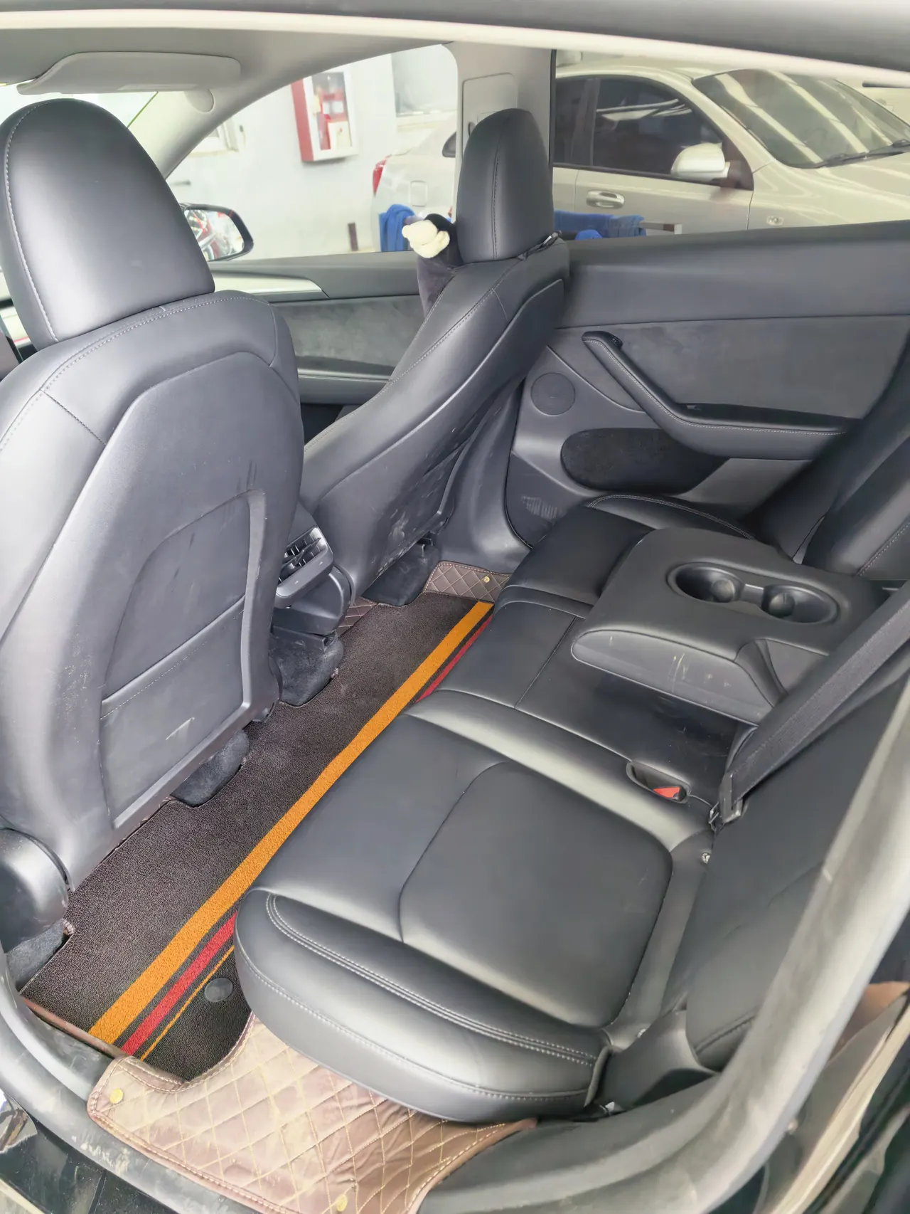 Tesla 2023 Model Y rear-wheel drive version automatic transmission 5
