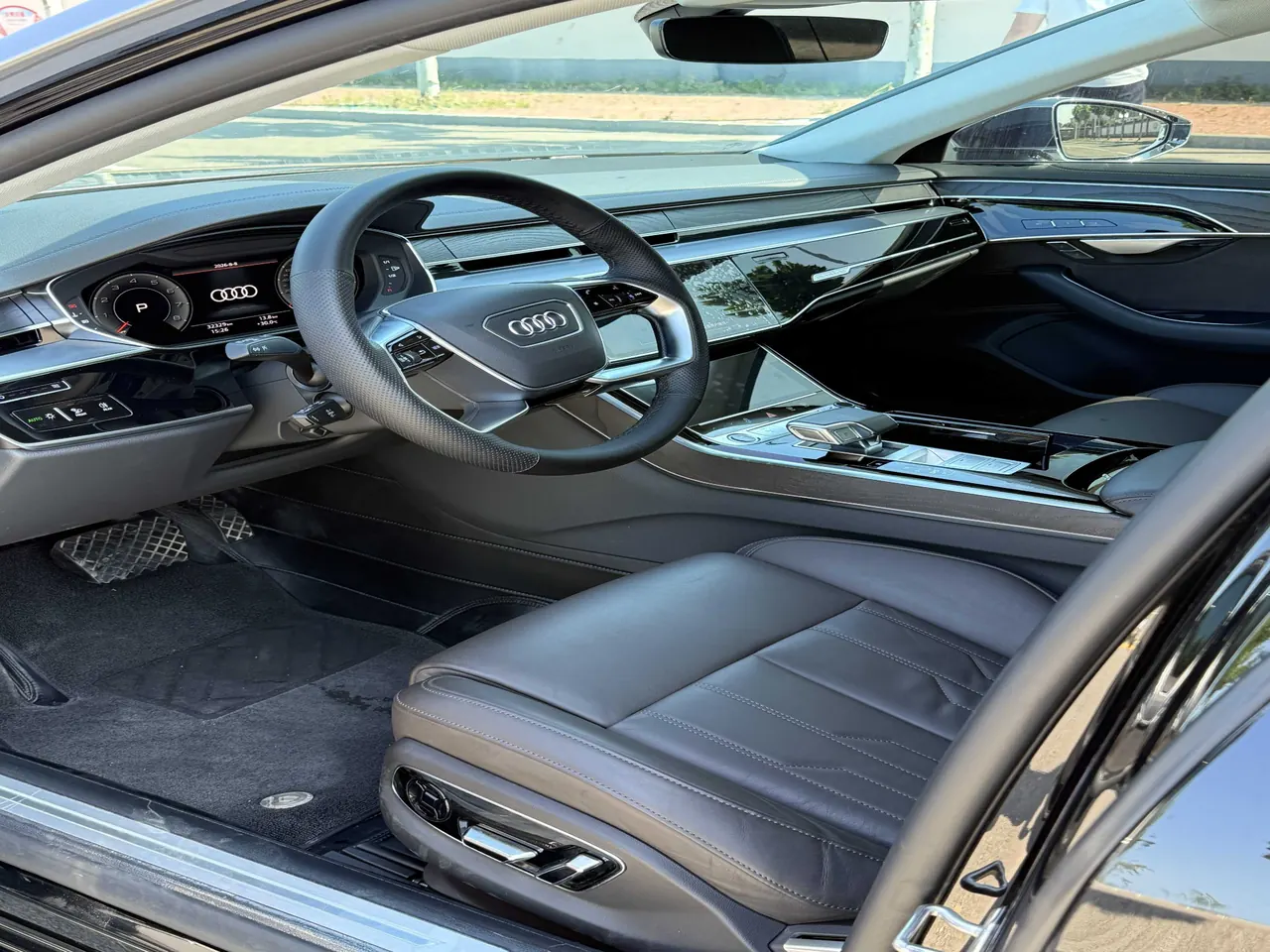 Audi A8L (Imported) 2024 A8L 2.0TFSI 45TFSI Quattro Luxury Automatic Gear 4