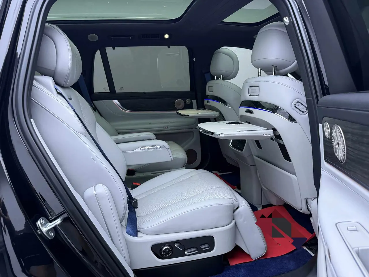 AITO 2024 AITO M9 extended range Ultra 42kWh automatic gear 11