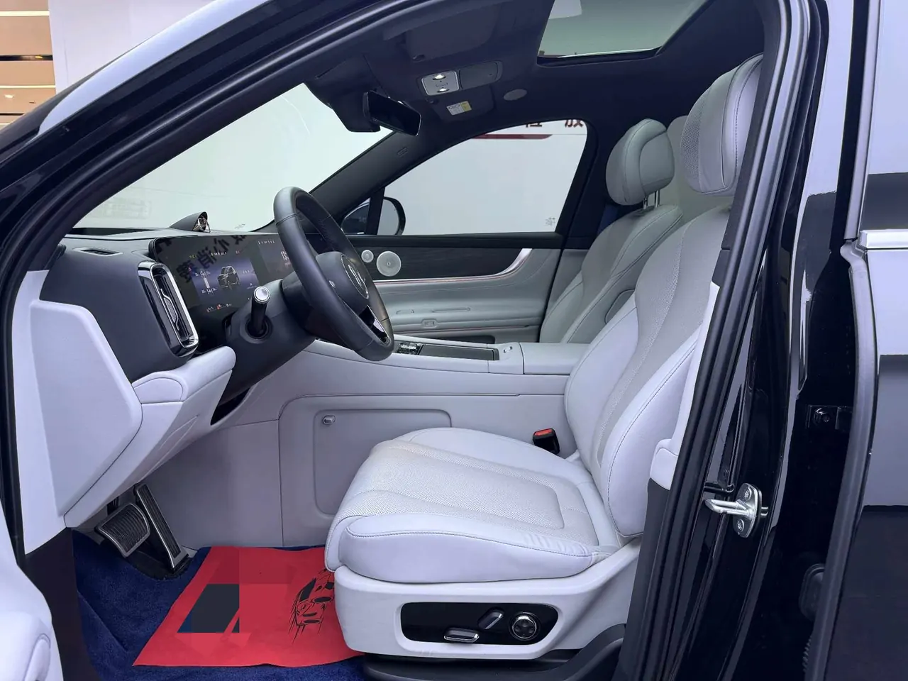 AITO 2024 AITO M9 extended range Ultra 42kWh automatic gear 8