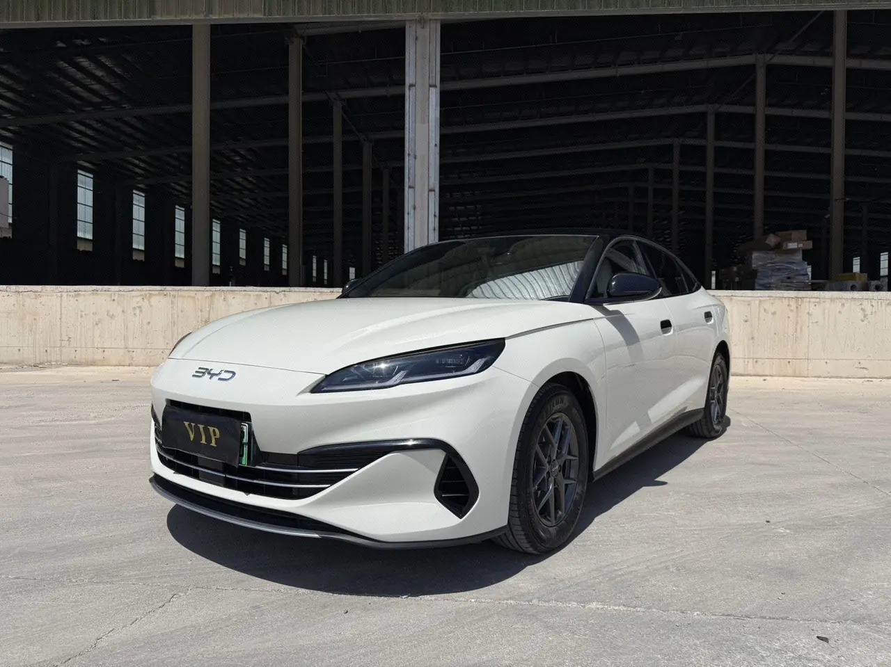 Open image lightbox: BYD 2024 seals 06 DM-i 1.5 stepless 80KM luxury automatic gear