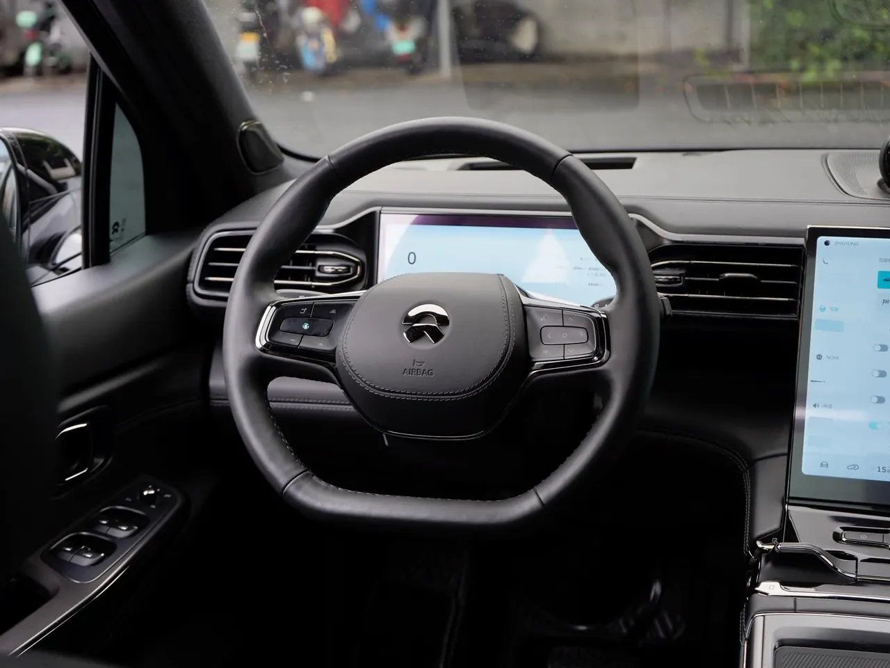 NIO 2020 ES8 Signature Edition 415KM 6-seat Automatic Gear 14