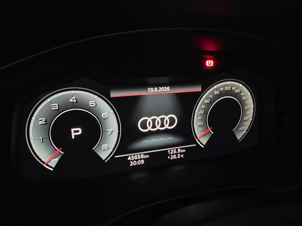 Audi Q7 (Imported) 2023 Q7 48V 3.0TFSI 55TFSI Quattro S Honorable Automatic Gear 6