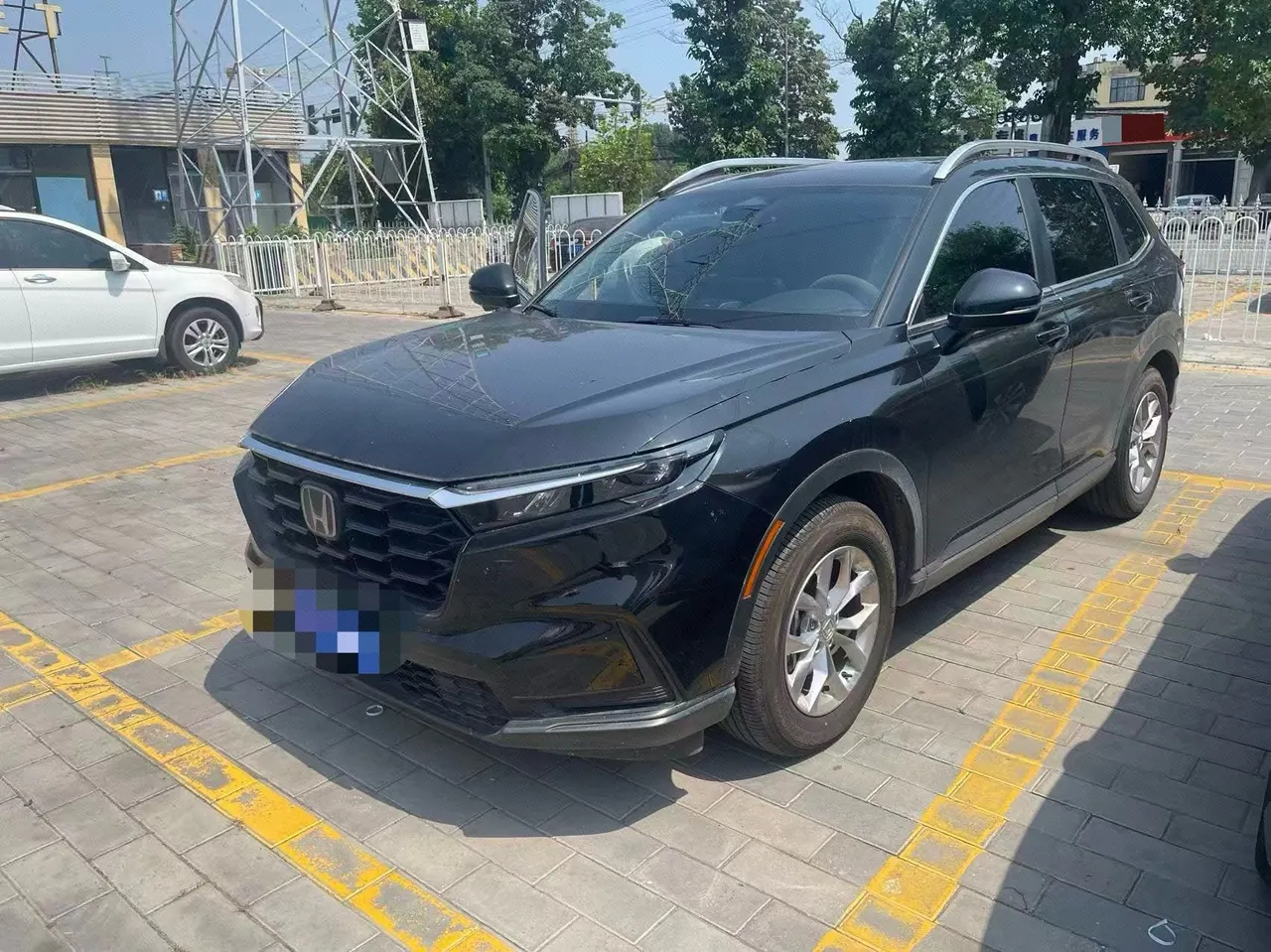 打开图片灯箱:Honda 2024 CR-V 1.5T Stepless 240TURBO Two-Drive Smart Collar Edition 5-seat Automatic Gear