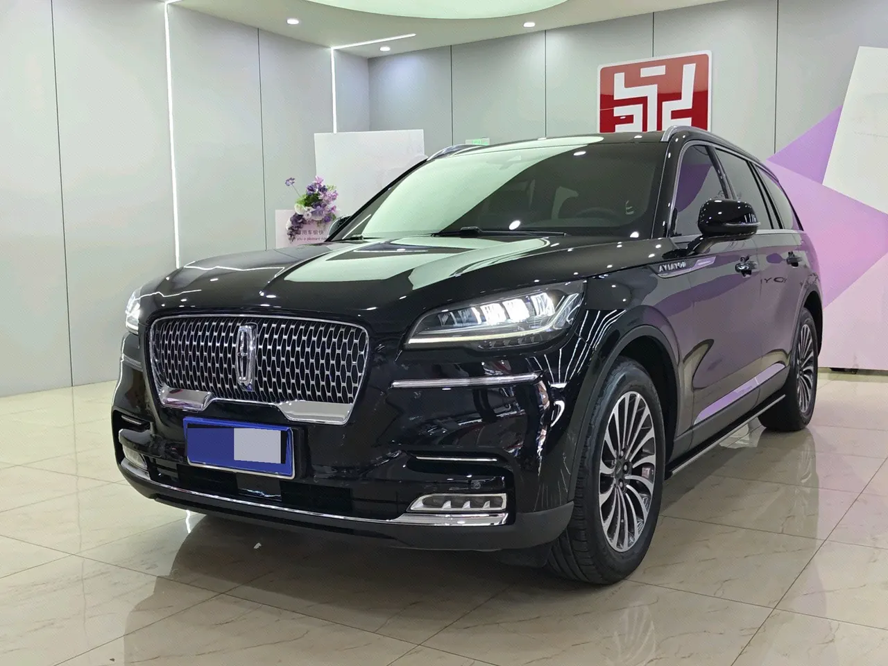 Open image lightbox: Lincoln 2023 aviator 3.0T V6 4-wheel drive elegant cruise version 6-seat automatic gear