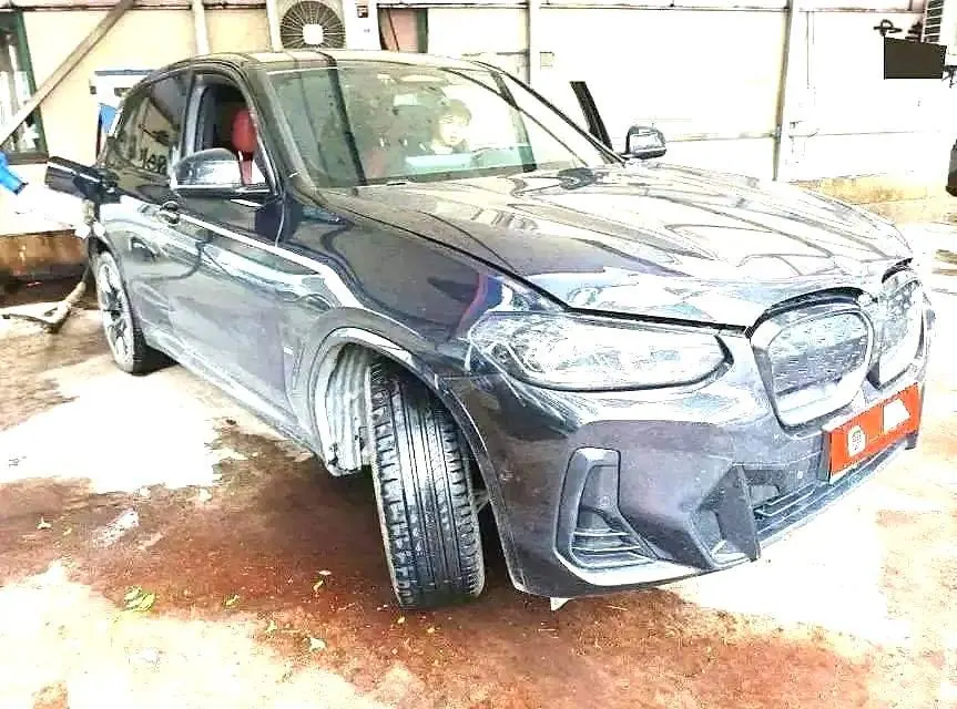 BMW 2024 iX3 Creat Collar Automatic 2