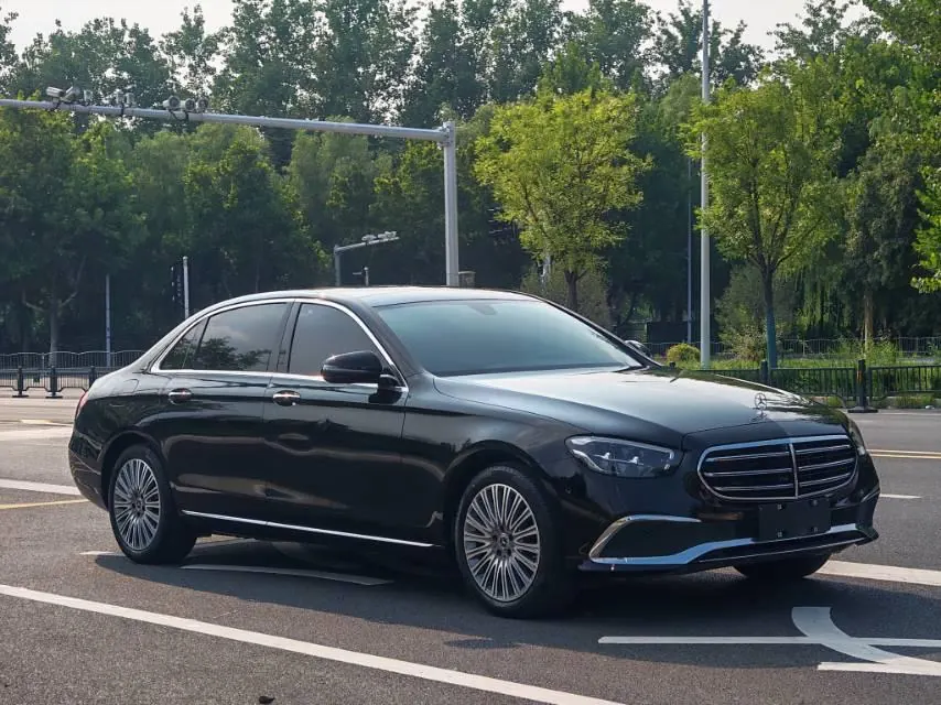 Mercedes Benz E Class 2022 E 300 L 2.0T Luxury Automatic Gear 3