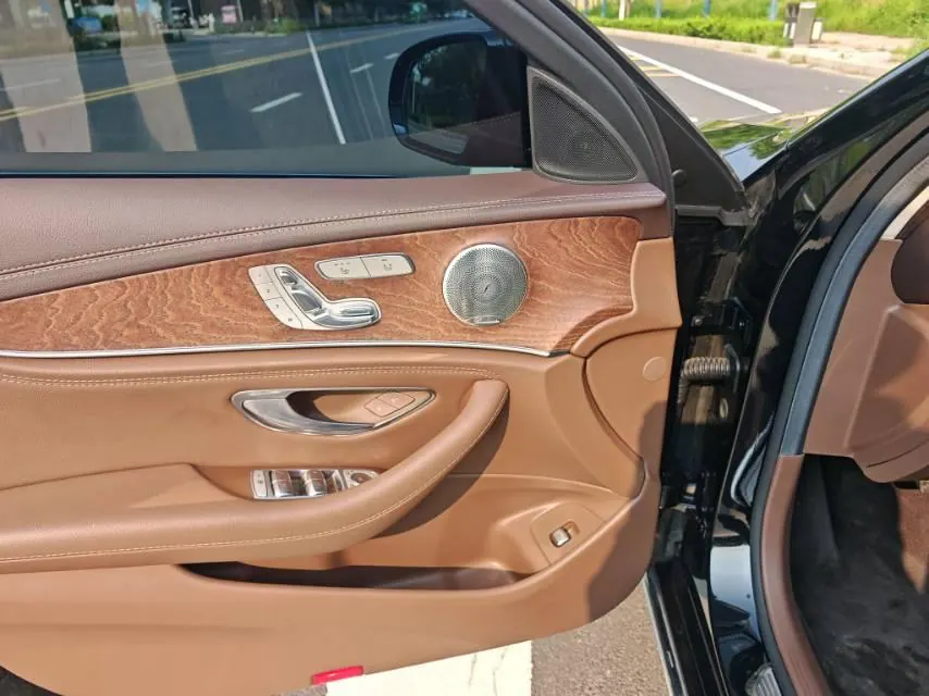 Mercedes Benz E Class 2022 E 300 L 2.0T Luxury Automatic Gear 7