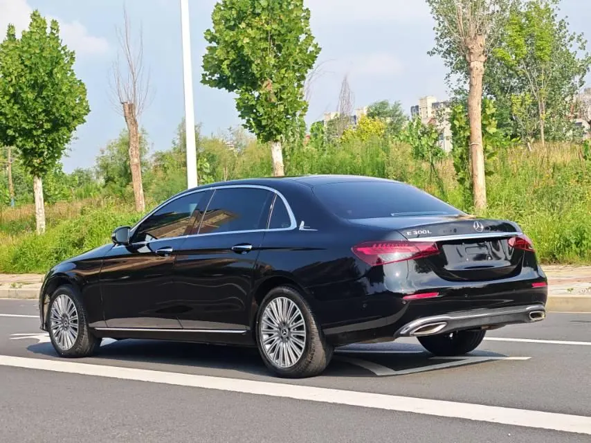 Mercedes Benz E Class 2022 E 300 L 2.0T Luxury Automatic Gear 9