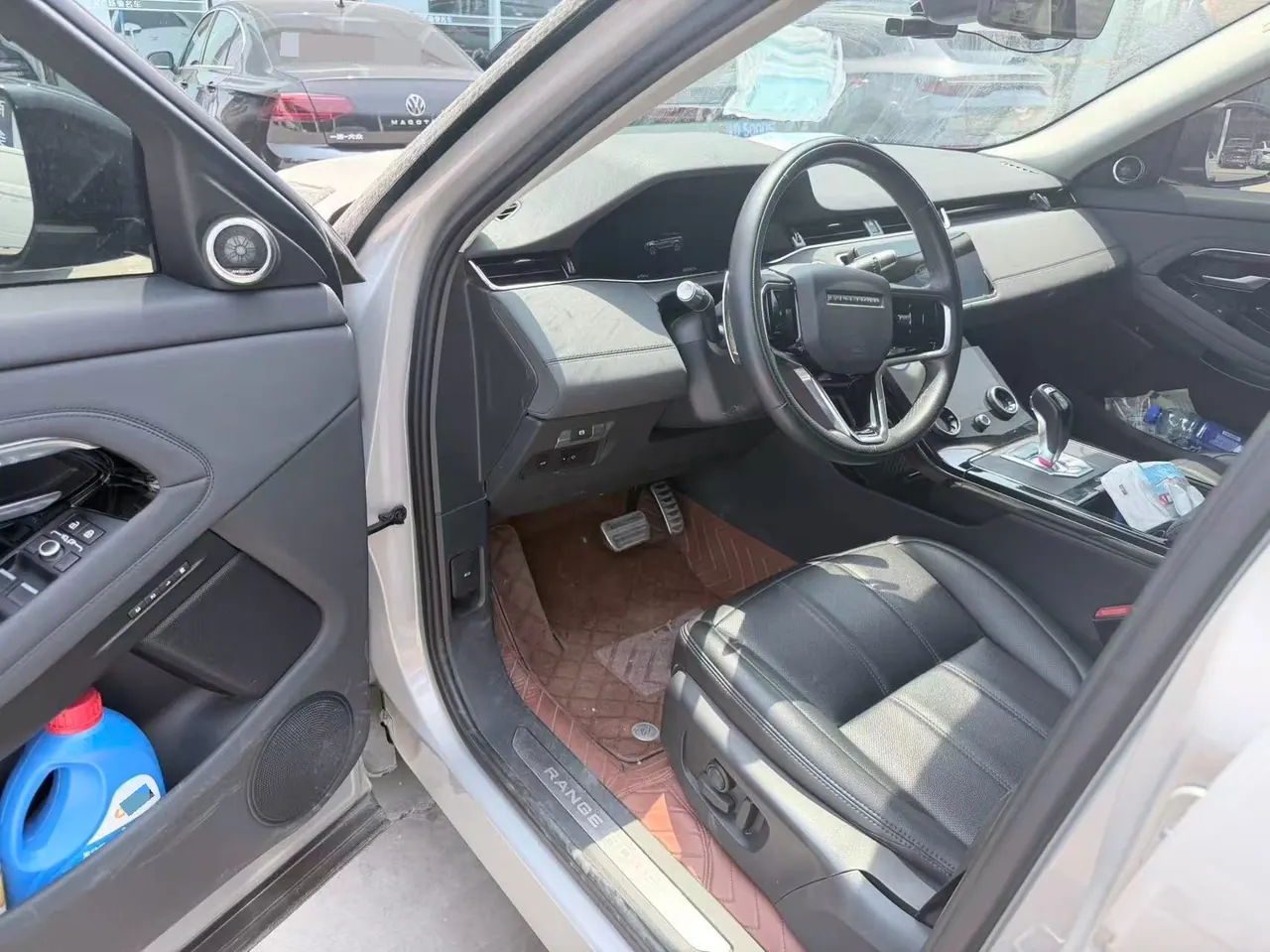 Land Rover 2022 Range Rover Aurora L 48V 2.0T 249PS R-Dynamic Corinthian Bronze Special Edition Automatic Gear 2