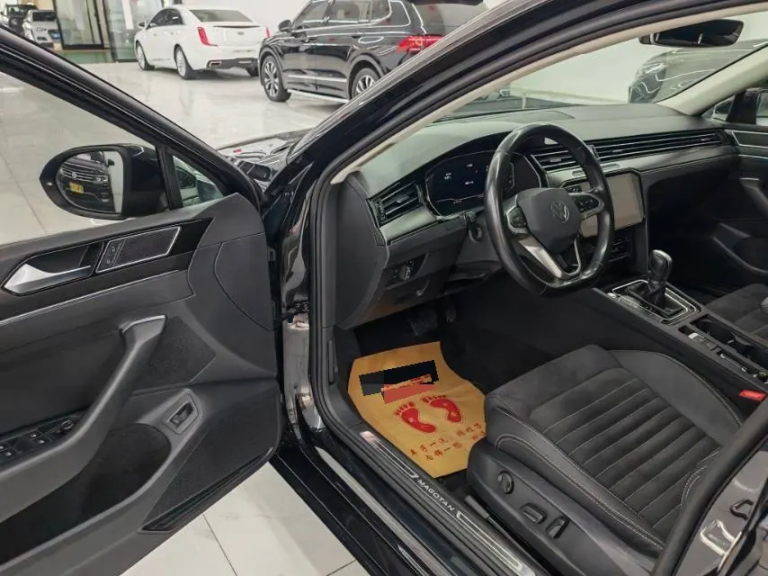 Volkswagen 2020 Magotan 2.0TSI 330TSI luxury automatic transmission 8