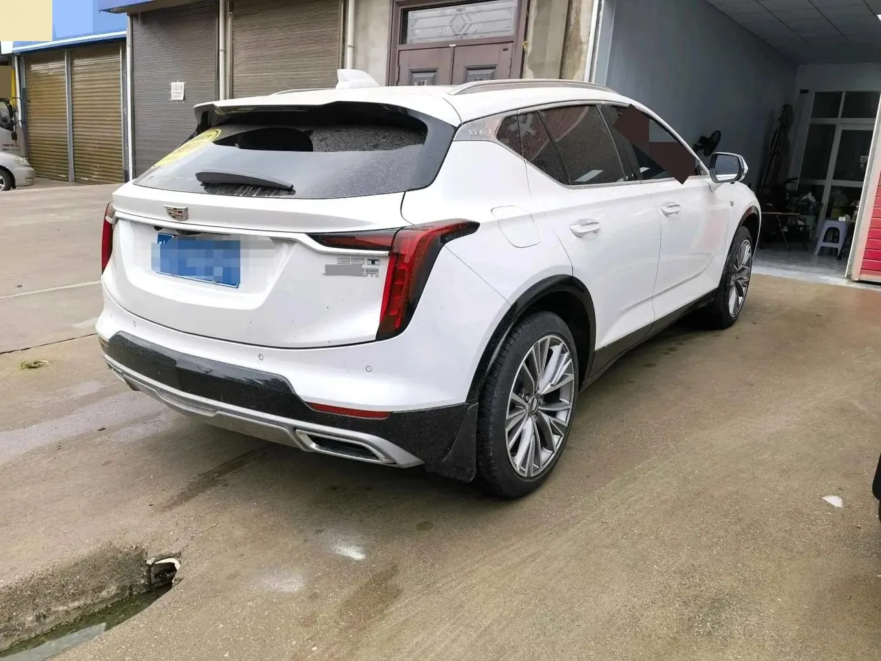 Cadillac 2023 GT4 48V 1.5T 25T Luxury Automatic Gear 3