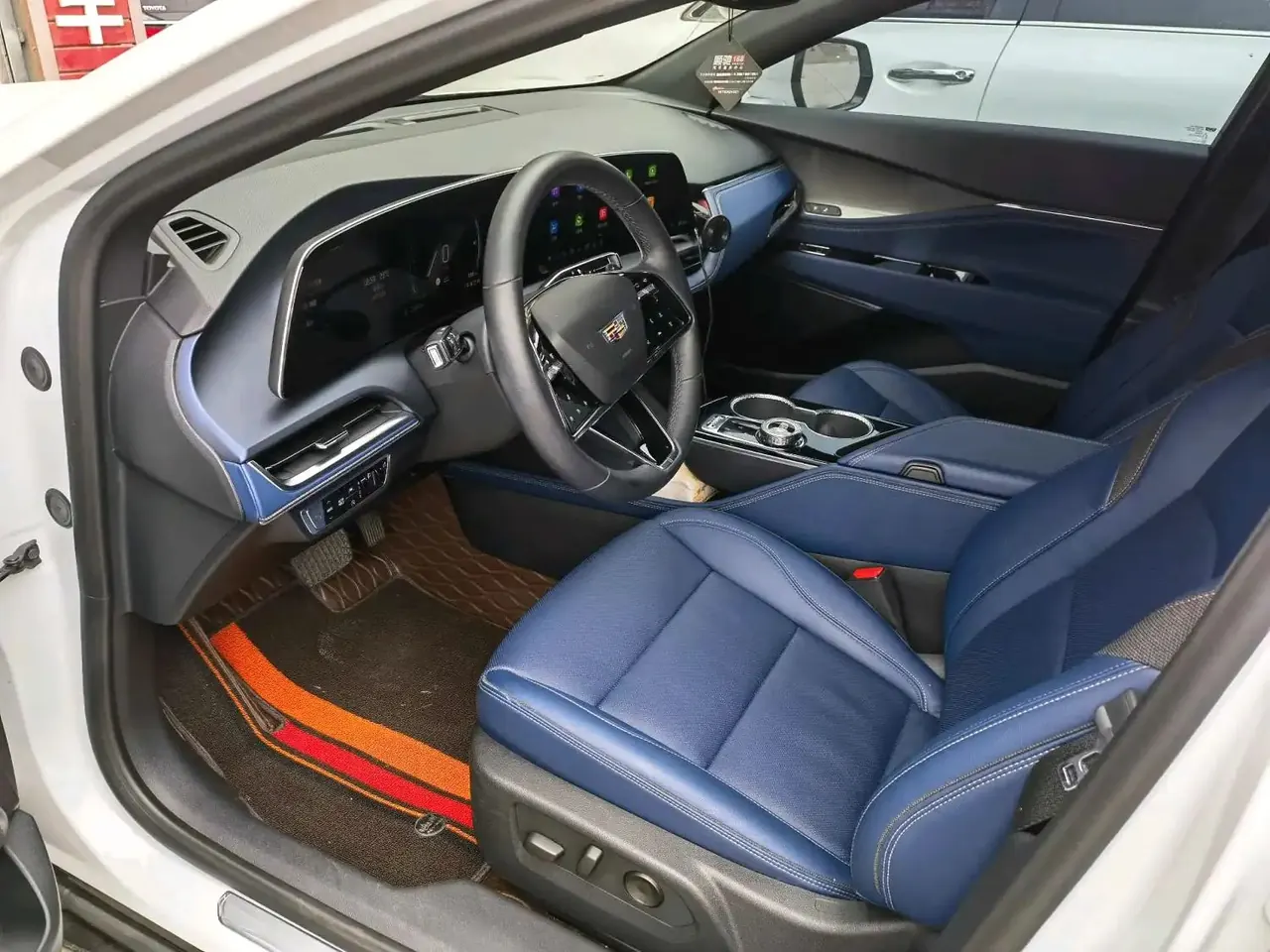 Cadillac 2023 GT4 48V 1.5T 25T Luxury Automatic Gear 8