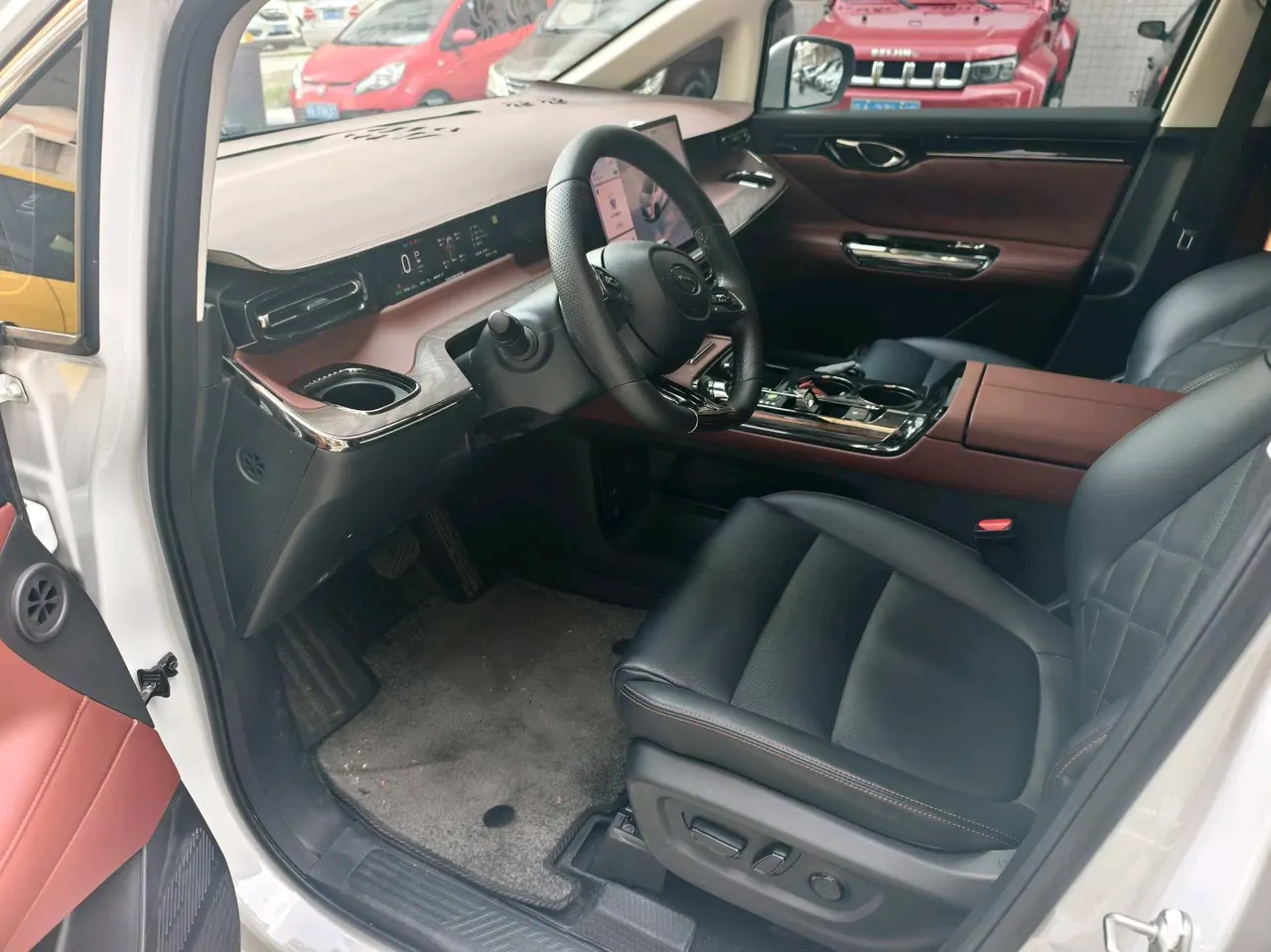 GAC Trumpchi 2024 E8 2.0 150km MAX Automatic Transmission 6