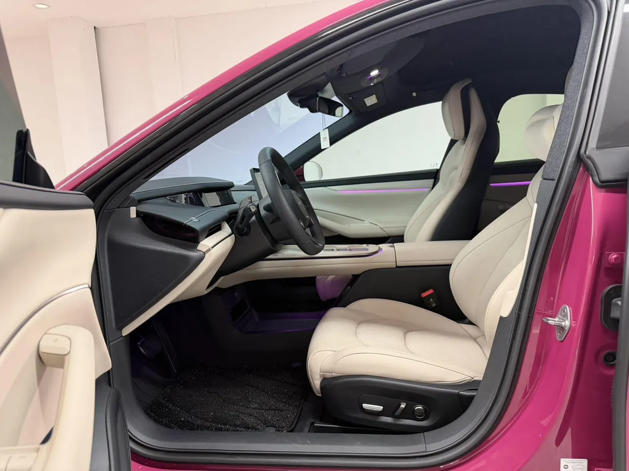MI 2024 SU 7 700km Rear Drive Long Endurance Smart Driving Edition Automatic Gear 4