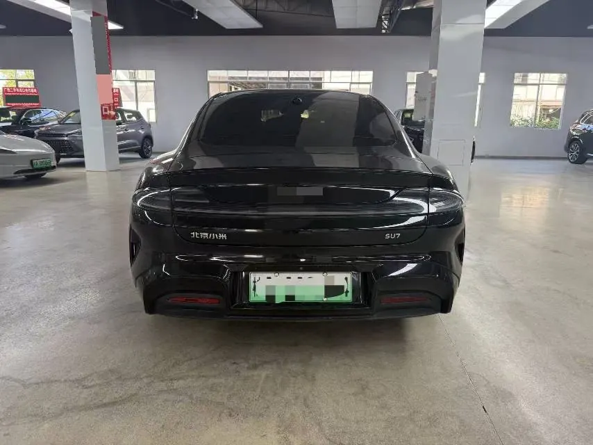 MI 2024 SU 7 700km Rear Drive Long Endurance Smart Driving Edition Automatic Gear 3