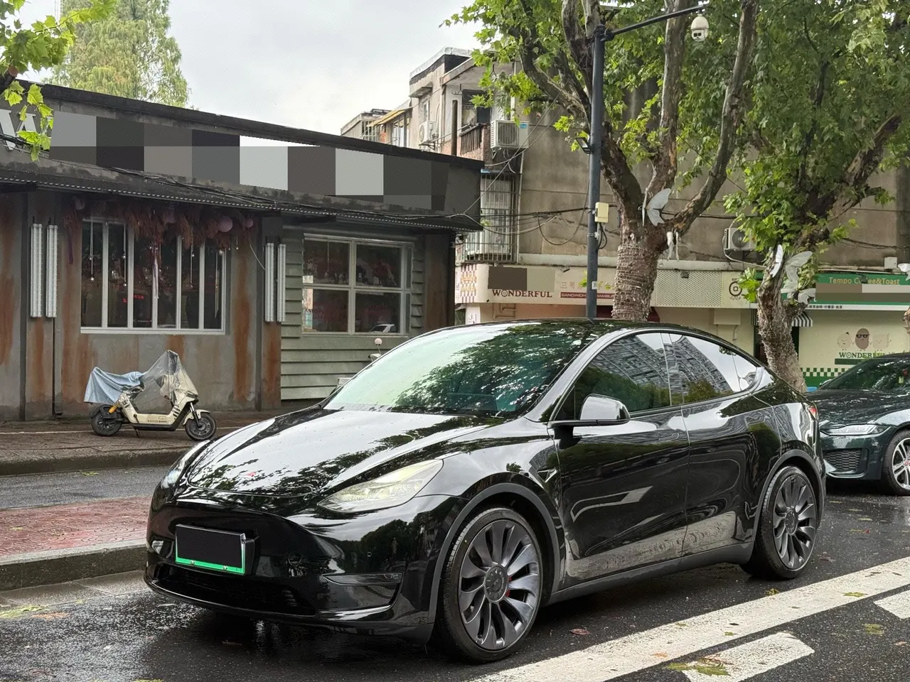 打开图片灯箱:Tesla 2022 Model Y Performance high-performance all-wheel drive version (facelift) automatic gear