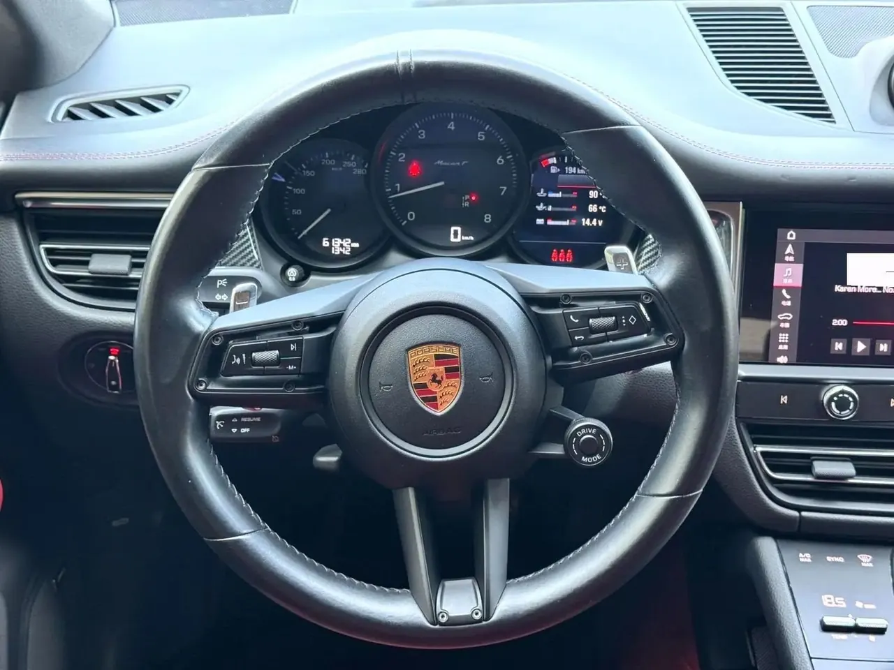 Porsche Macan (Imported) 2022 Macan T 2.0T Automatic 2