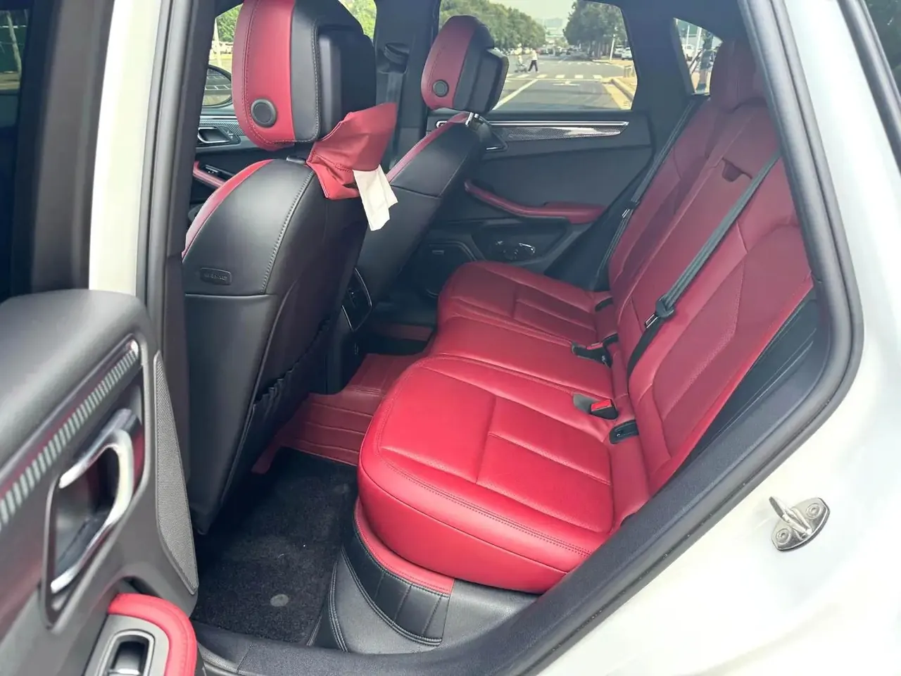 Porsche Macan (Imported) 2022 Macan T 2.0T Automatic 4
