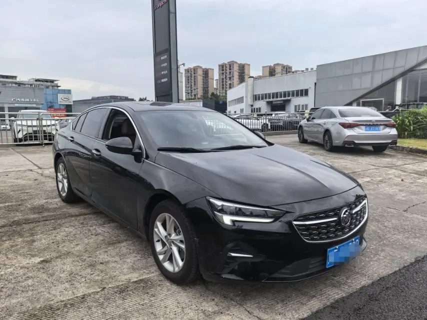 Buick 2020 Regal 1.5T 552T Elite Automatic Gear 4
