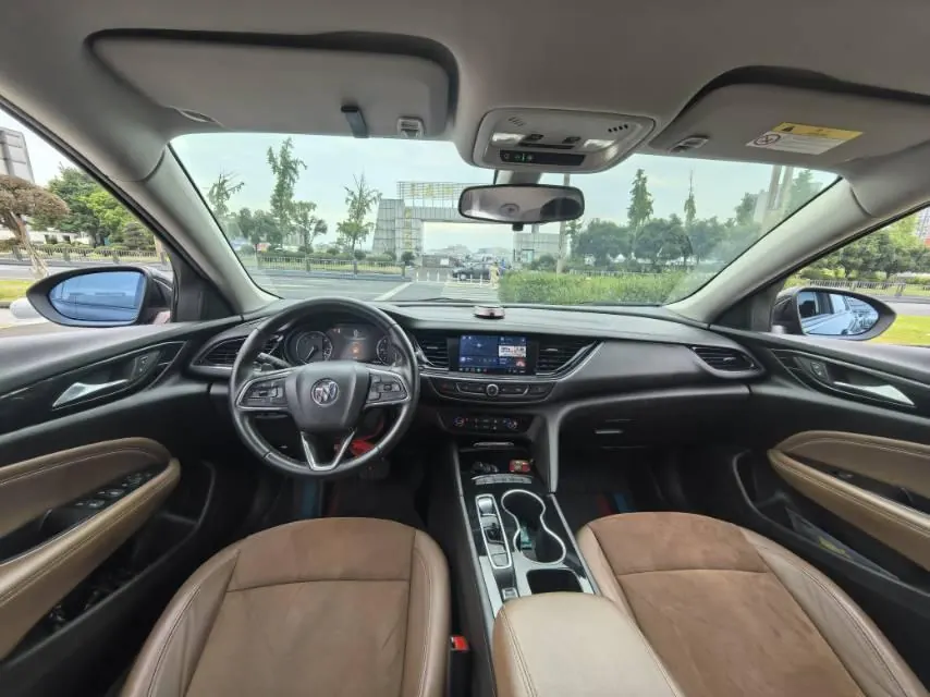 Buick 2020 Regal 1.5T 552T Elite Automatic Gear 5