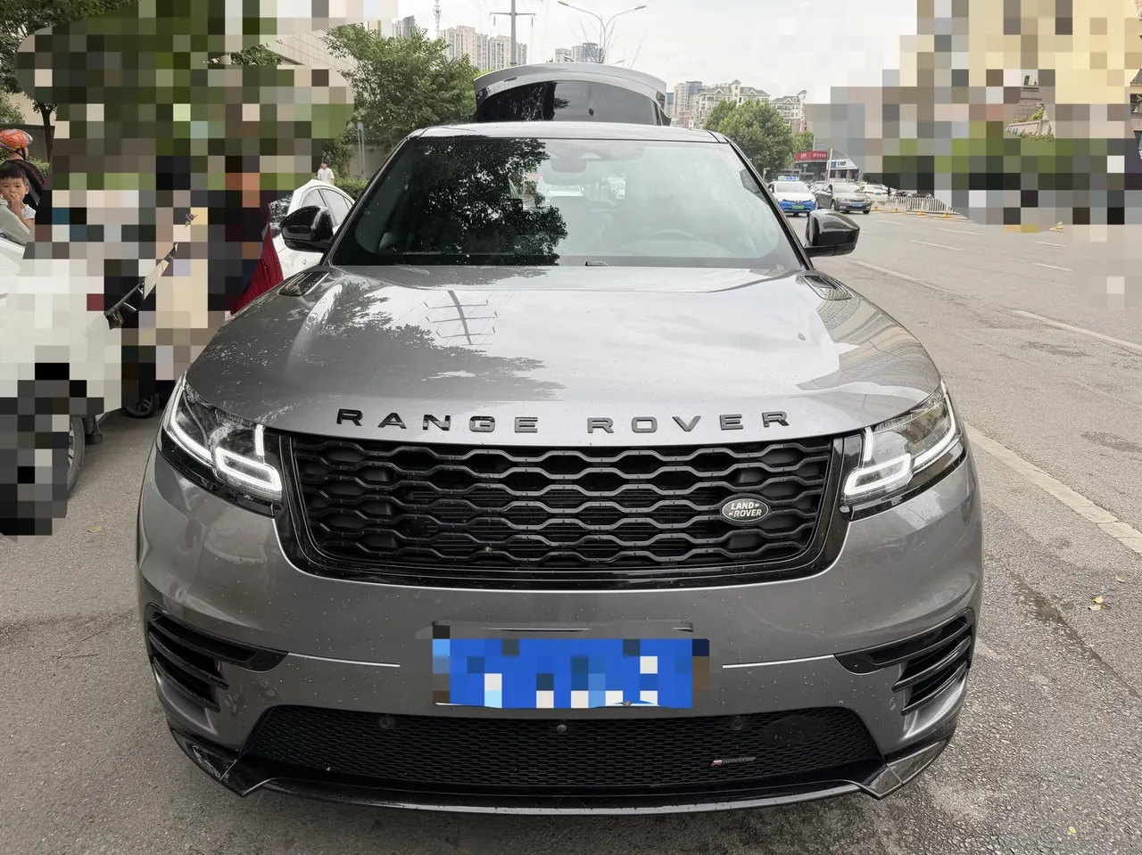 Land Rover Range Rover Star Vein (Imported) 2023 Range Rover Star Vein 2.0T 250PS Gold Collector's Edition Automatic Gear 2