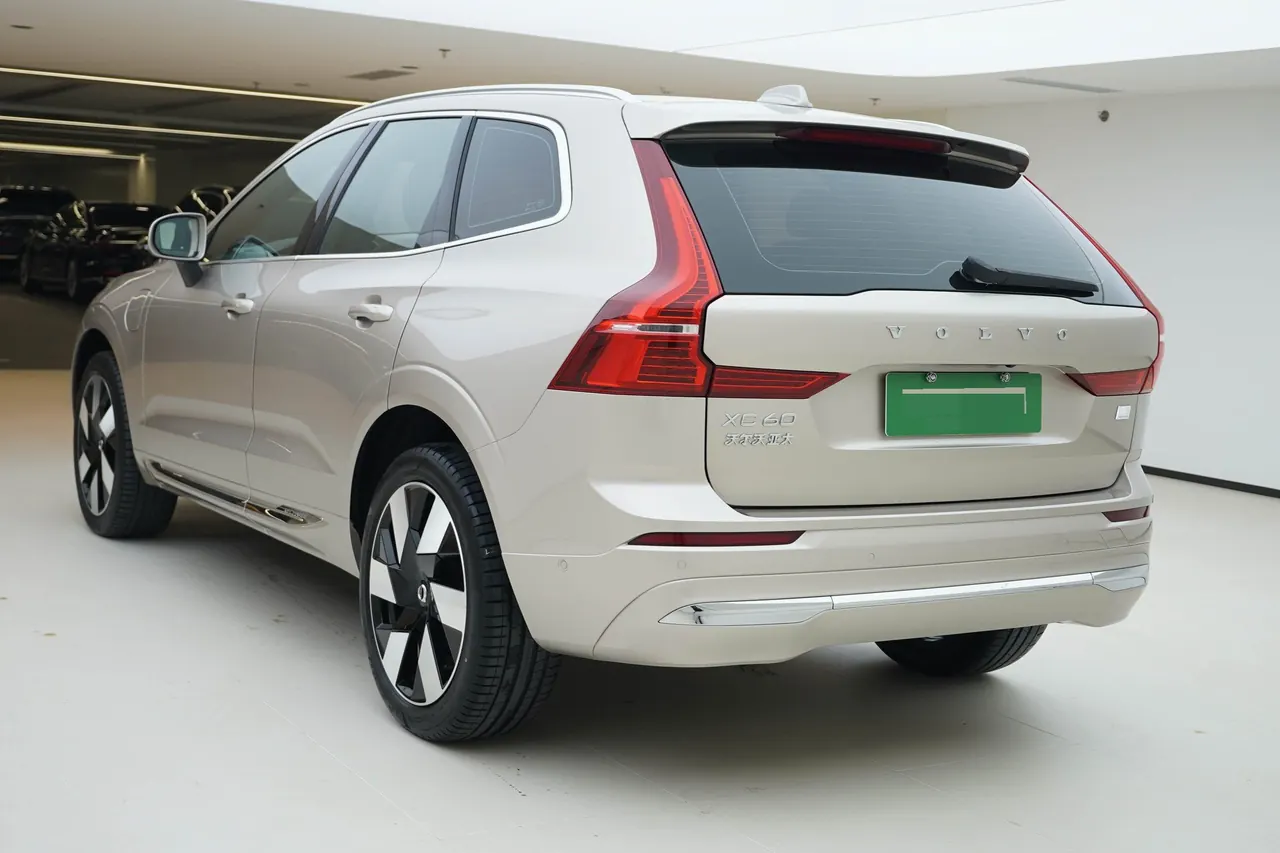 Volvo XC60 New Energy 2024 XC60 PHEV 2.0T T8 Long Endurance Four-wheel Drive Zhiyuan Deluxe Edition Automatic Gear 4