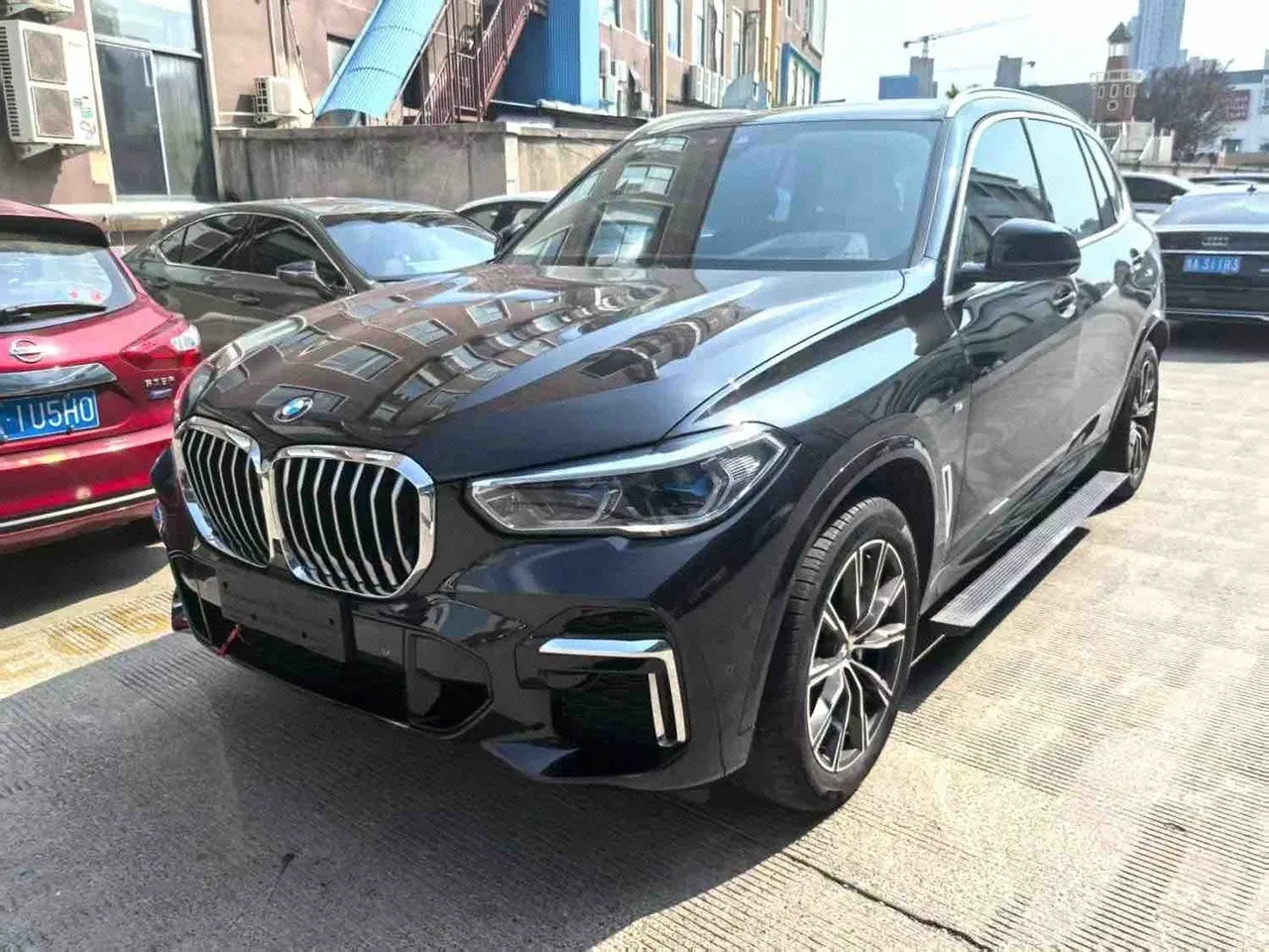 Open image lightbox: BMW 2022 X5 xDrive 30Li 2.0T exclusive m sports suit automatic gear