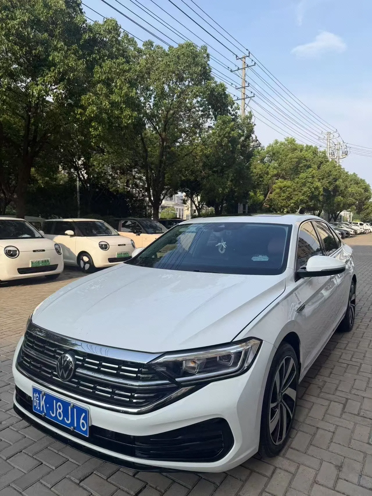 Open image lightbox: Volkswagen 2024 Sagittarius 1.5TSI 300TSI Flying Edition Automatic Gear