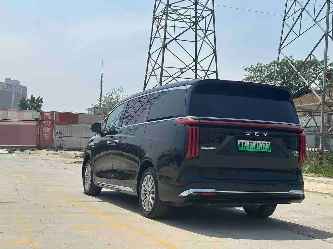 WEY 2025 VV7 Hi4 1.5T Four-Wheel-Drive Automatic Model 7