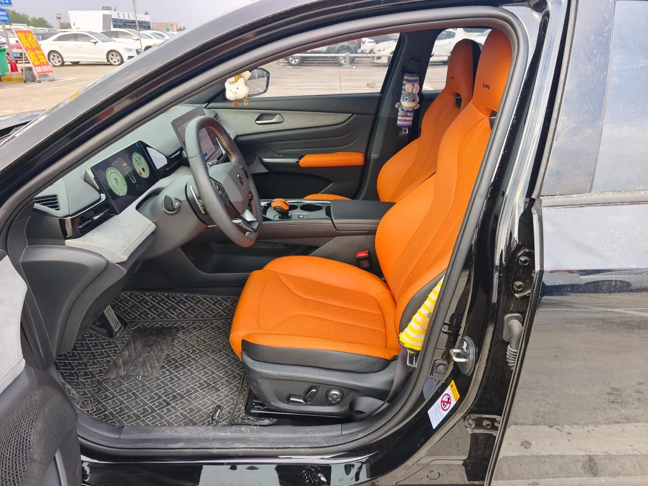 ChangAn 2025 UNI-V 2.0T Jin Qing type automatic gear 4