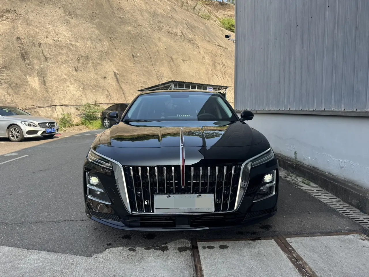 HongQi 2026 H5 1.5T Flag Rhyme Pro Edition Automatic Gear 2