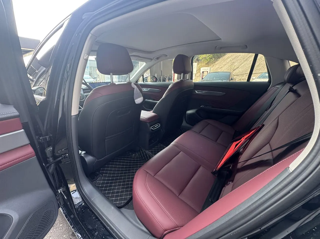 HongQi 2026 H5 1.5T Flag Rhyme Pro Edition Automatic Gear 6