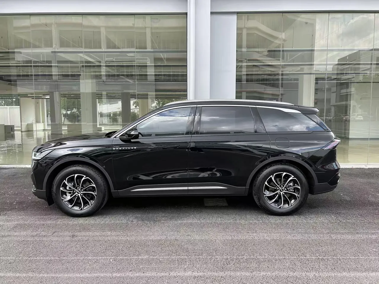 Lincoln 2026 Navigator 2.0T Two-Drive Sailing Edition Automatic Gear 11