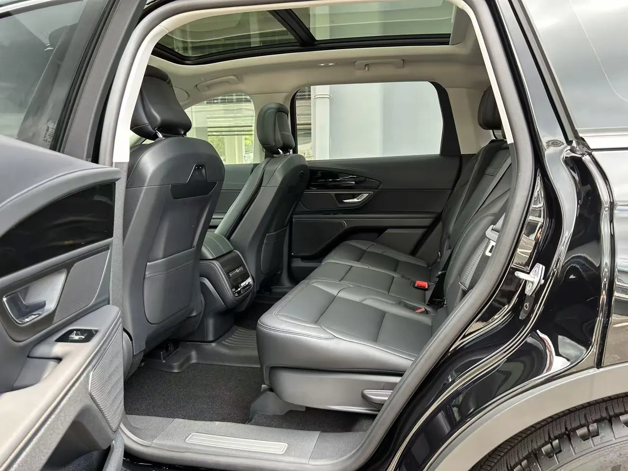 Lincoln 2026 Navigator 2.0T Two-Drive Sailing Edition Automatic Gear 3