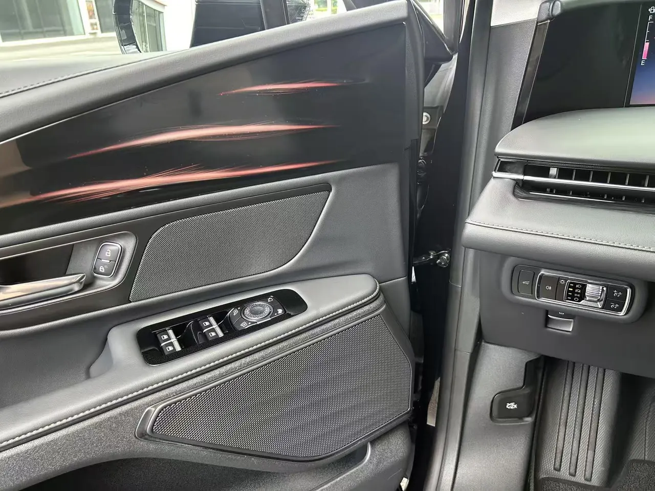 Lincoln 2026 Navigator 2.0T Two-Drive Sailing Edition Automatic Gear 7
